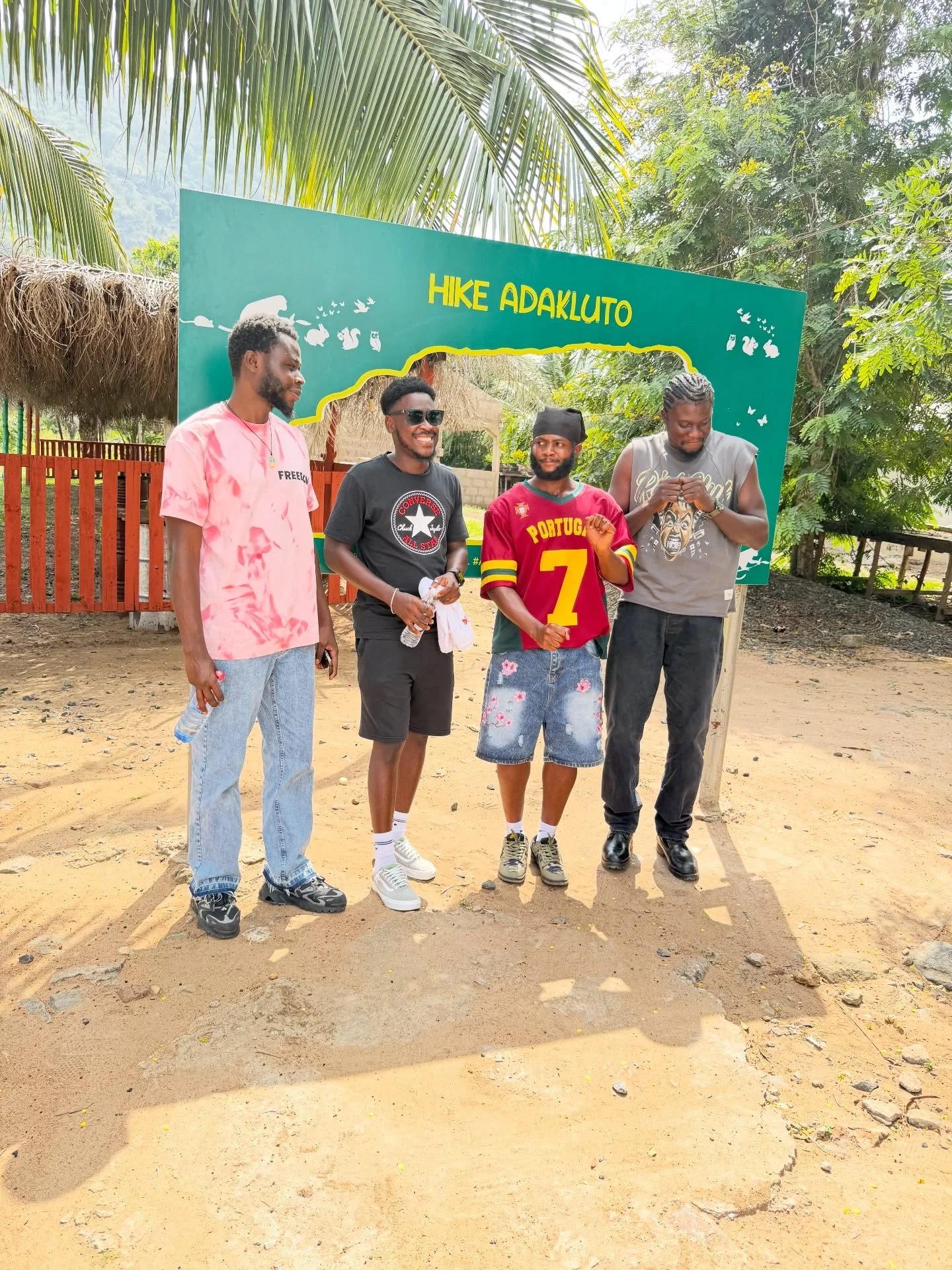 Group frame from the Hike Adakluto trip